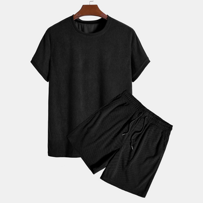 Stretch-Cord-Ringer-T-Shirt und Cord-Shorts