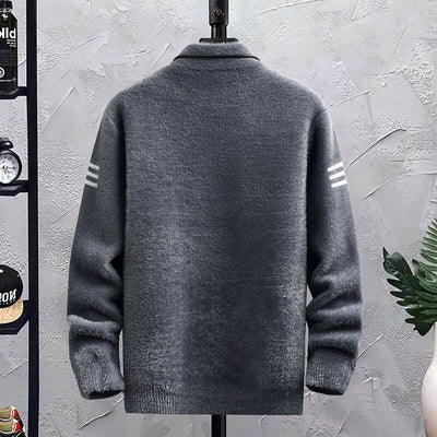 Warm, soft luxury sweatshirt for the autumn-winter season